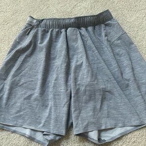 Lululemon Athletica Men's Heathered Gray Athletic Shorts